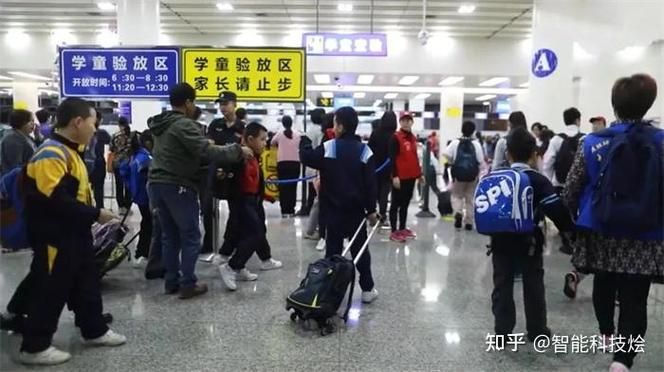 香港中学插班中介如何选?5大评估标准与避坑建议